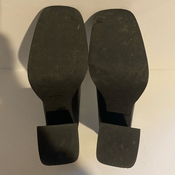 Intentionally Blank Lindo Platform Loafer in Black Leather - Picture 7 of 10